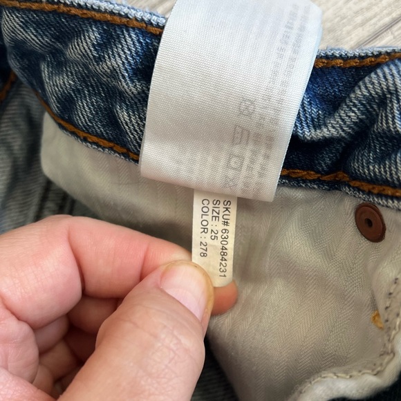 Abercrombie & Fitch Womens Distressed Jean Shorts - Picture 4 of 5